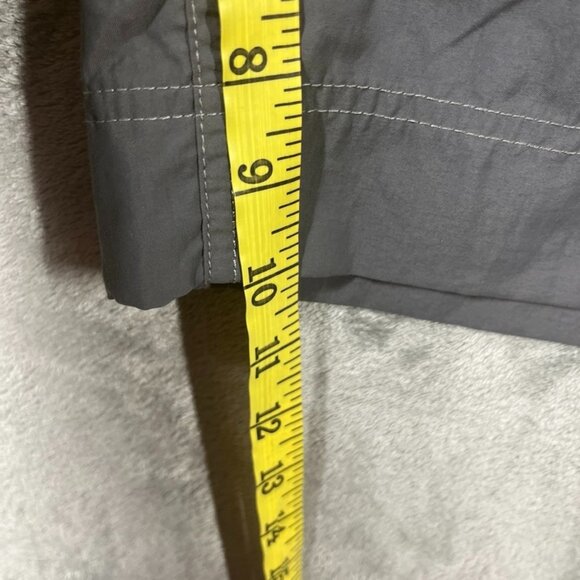 Mountain Hardware Hiking Shorts Womens Size 14 Gray Nylon Outdoor Performance - Picture 9 of 10